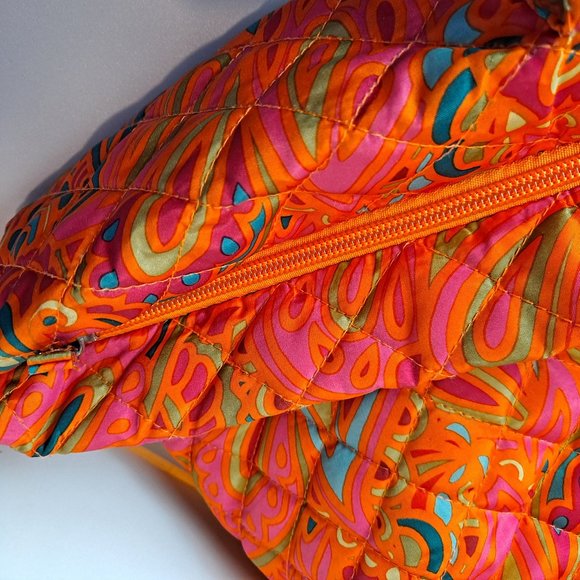 Sally Spring Flare Tote Paisly Print by Angel Beauty US - Picture 3 of 5